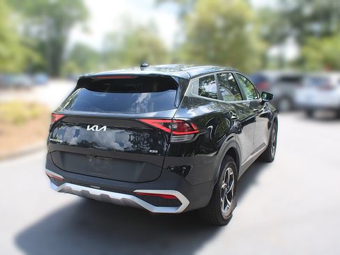 Certified 2024 Kia Sportage LX AWD/4WD image 11