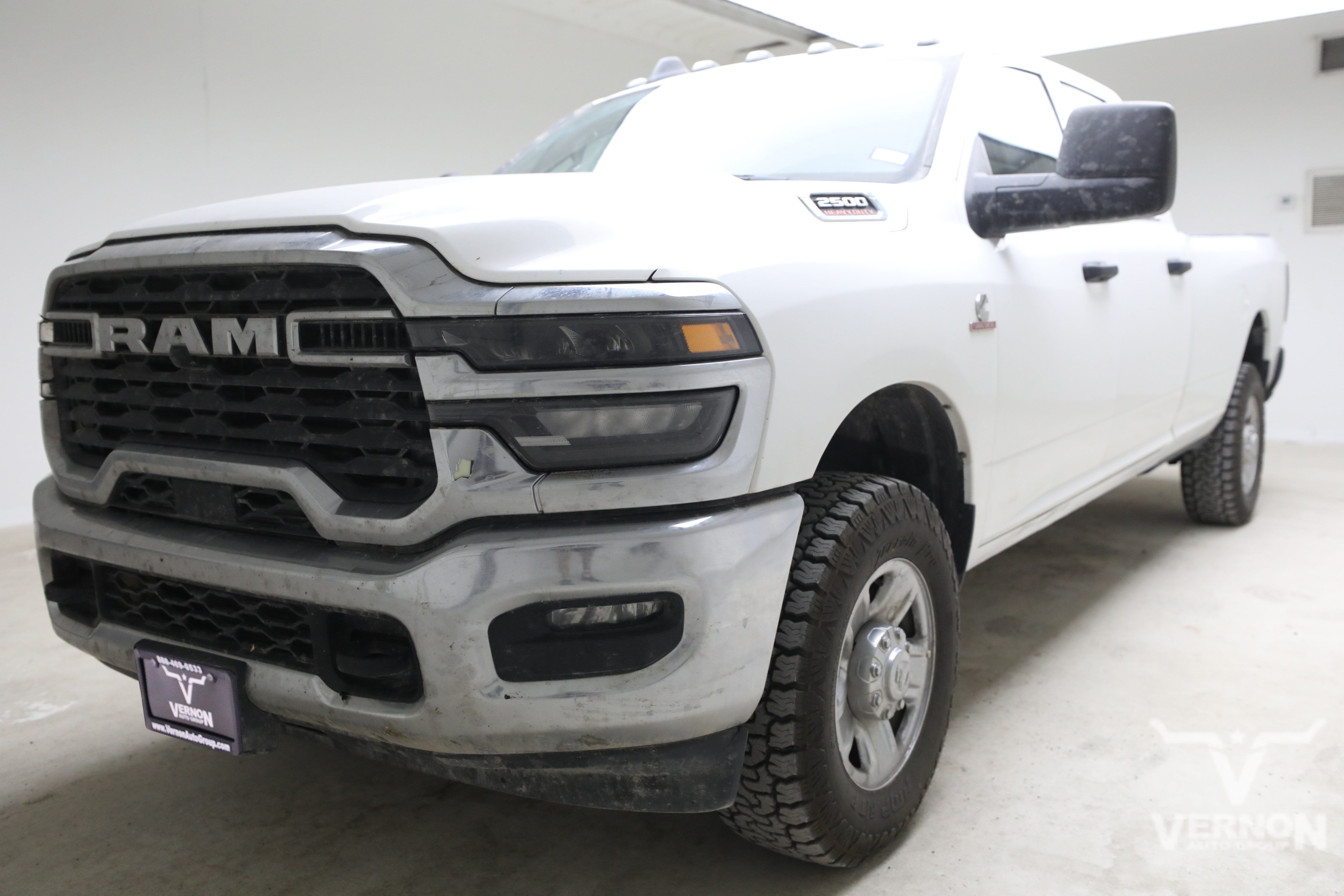 Used 2025 RAM 2500 Tradesman w/ Chrome Appearance Group AWD/4WD image 1