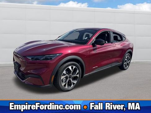 Used 2025 Ford Mustang Mach-E Select w/ Comfort Package Lite AWD/4WD image 1