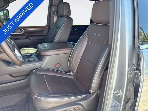 Used 2024 GMC Sierra 2500 Denali AWD/4WD image 11
