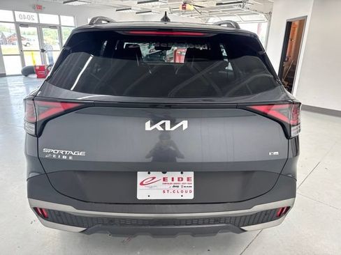Used 2023 Kia Sportage X-Pro AWD/4WD image 12