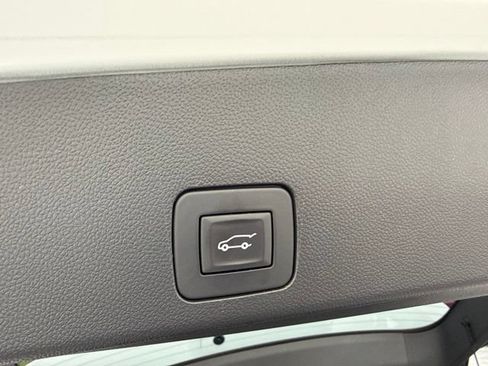 Used 2023 Buick Encore GX Essence w/ Experience Buick Package AWD/4WD image 7
