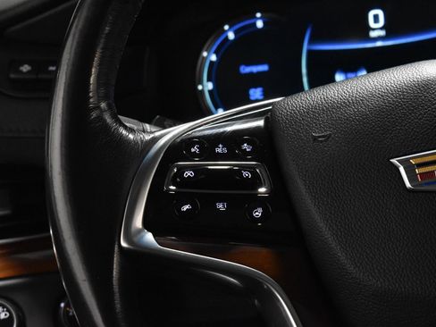 Used 2019 Cadillac Escalade Premium Luxury image 9