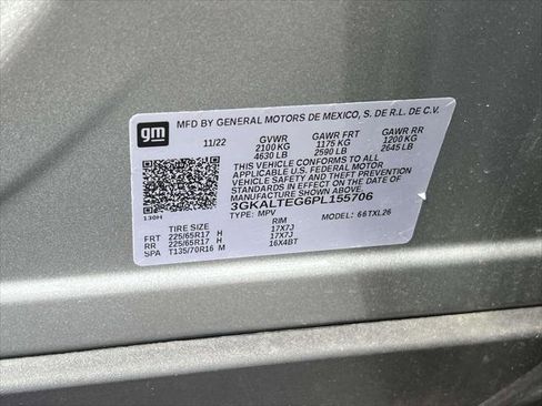 Used 2023 GMC Terrain SLE w/ Driver Convenience Package image 19