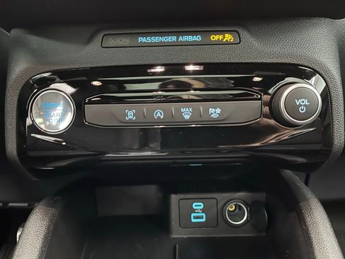 Certified 2023 Ford Escape ST-Line w/ Tech Pack #1 image 7