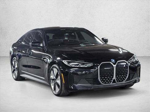 Certified 2023 BMW i4 eDrive35 image 3