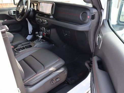 New 2026 Jeep Wrangler Unlimited Rubicon image 46