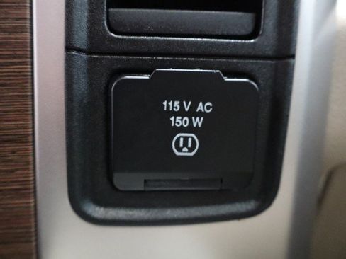 Used 2016 RAM 2500 Laramie AWD/4WD image 40