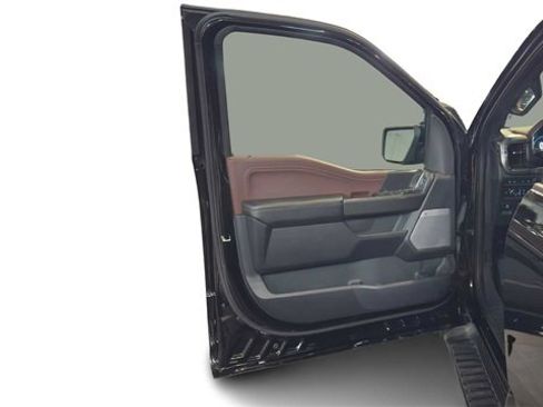 Used 2022 Ford F150 Lariat w/ Equipment Group 502A High image 10