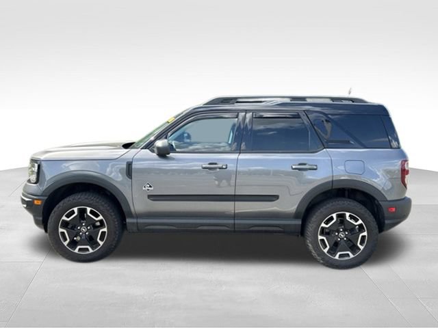 Used 2022 Ford Bronco Sport Outer Banks w/ Tech Package AWD/4WD image 2