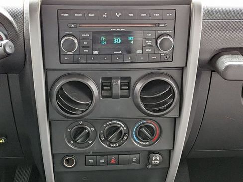 Used 2008 Jeep Wrangler Rubicon w/ PWR Convenience Group image 17