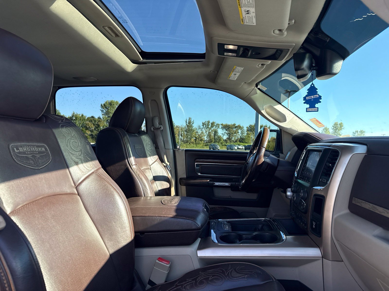 Used 2018 RAM 1500 Laramie Longhorn AWD/4WD image 7