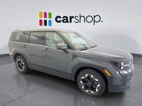 Used 2024 Hyundai Santa Fe SE AWD/4WD image 7