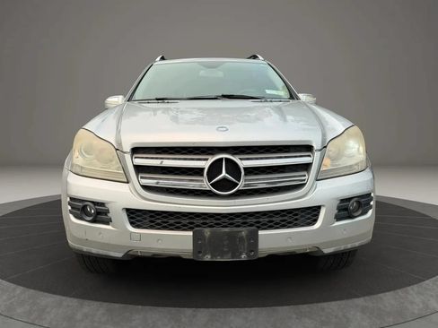 Used 2009 Mercedes-Benz GL 450 4MATIC image 2