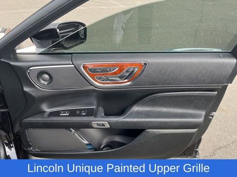 Used 2020 Lincoln Continental Reserve w/ Rear Seat Amenities Package AWD/4WD image 30