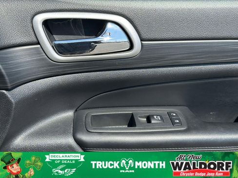 Used 2022 Jeep Grand Cherokee Laredo X image 21