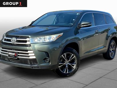 Used 2019 Toyota Highlander LE