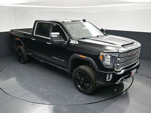 Used 2023 GMC Sierra 2500 Denali w/ Denali Black Diamond Edition AWD/4WD image 56