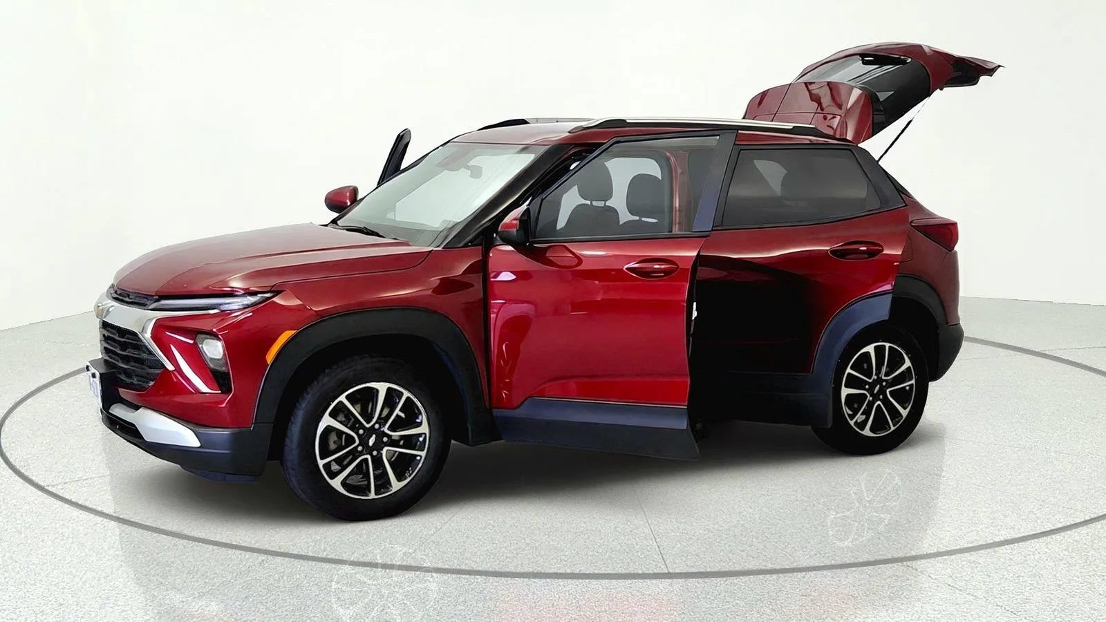 Used 2025 Chevrolet TrailBlazer LT AWD/4WD image 9