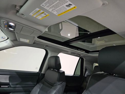 New 2026 Ford Expedition Active AWD/4WD image 39