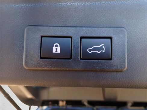 New 2026 Subaru Ascent Touring image 9