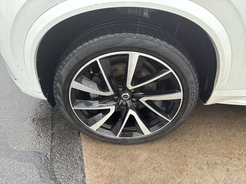 Certified 2023 Volvo XC90 B6 Plus w/ Protection Package Premier image 11