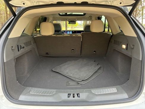 Used 2025 Lincoln Nautilus Reserve w/ Jet Appearance Package image 17