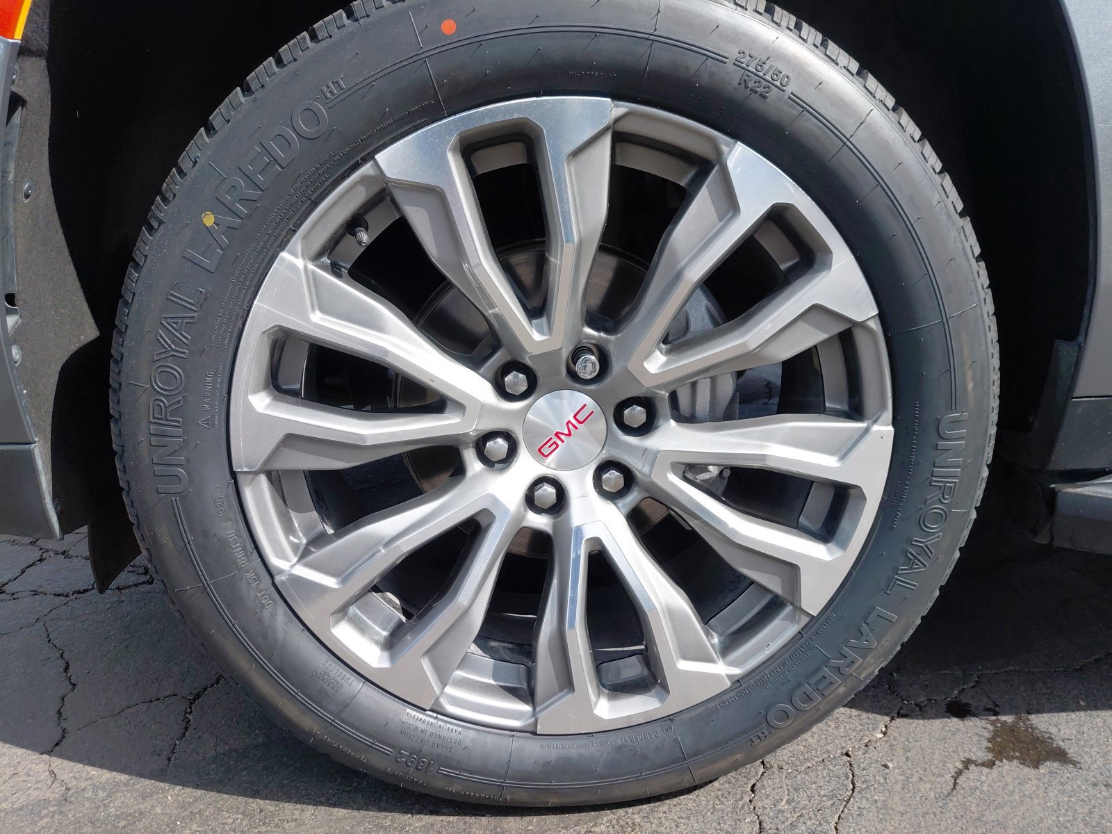 Used 2021 GMC Yukon Denali AWD/4WD image 9