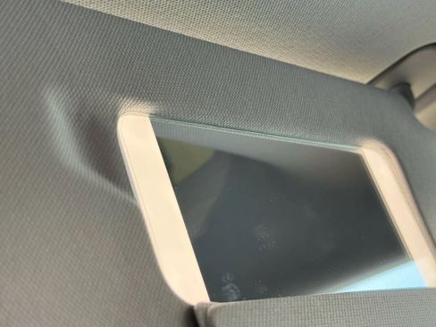 Used 2023 Tesla Model 3 Standard Range image 36