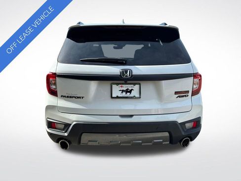 Certified 2023 Honda Passport TrailSport image 4