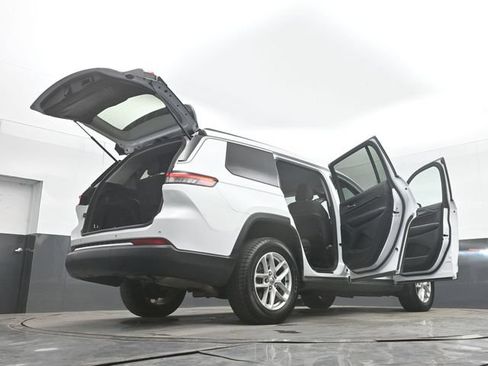 Used 2023 Jeep Grand Cherokee L Laredo RWD image 53