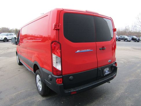 Used 2024 Ford E-Transit Base image 4