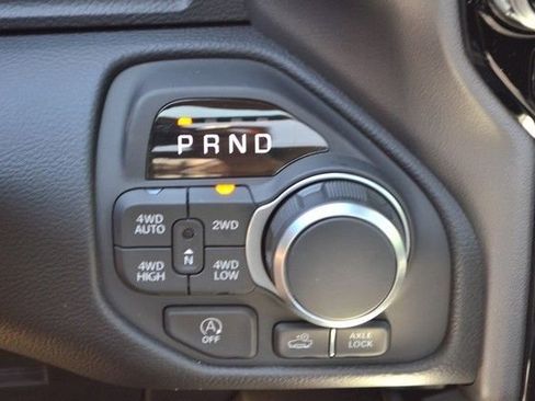 New 2026 RAM 1500 Big Horn AWD/4WD image 25