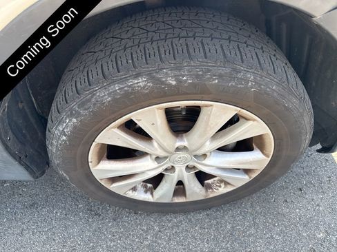 Used 2013 Toyota RAV4 Limited AWD/4WD image 23