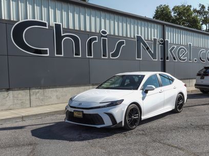 Used 2025 Toyota Camry SE