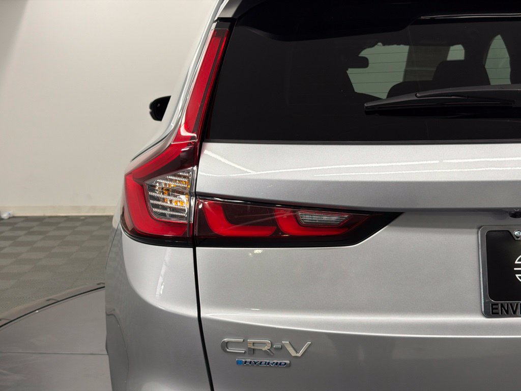 Used 2025 Honda CR-V Sport image 13
