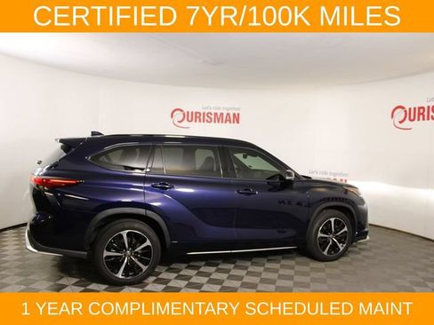 Used 2022 Toyota Highlander XSE FWD image 11