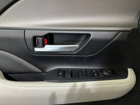 Certified 2024 Toyota Grand Highlander AWD image 15