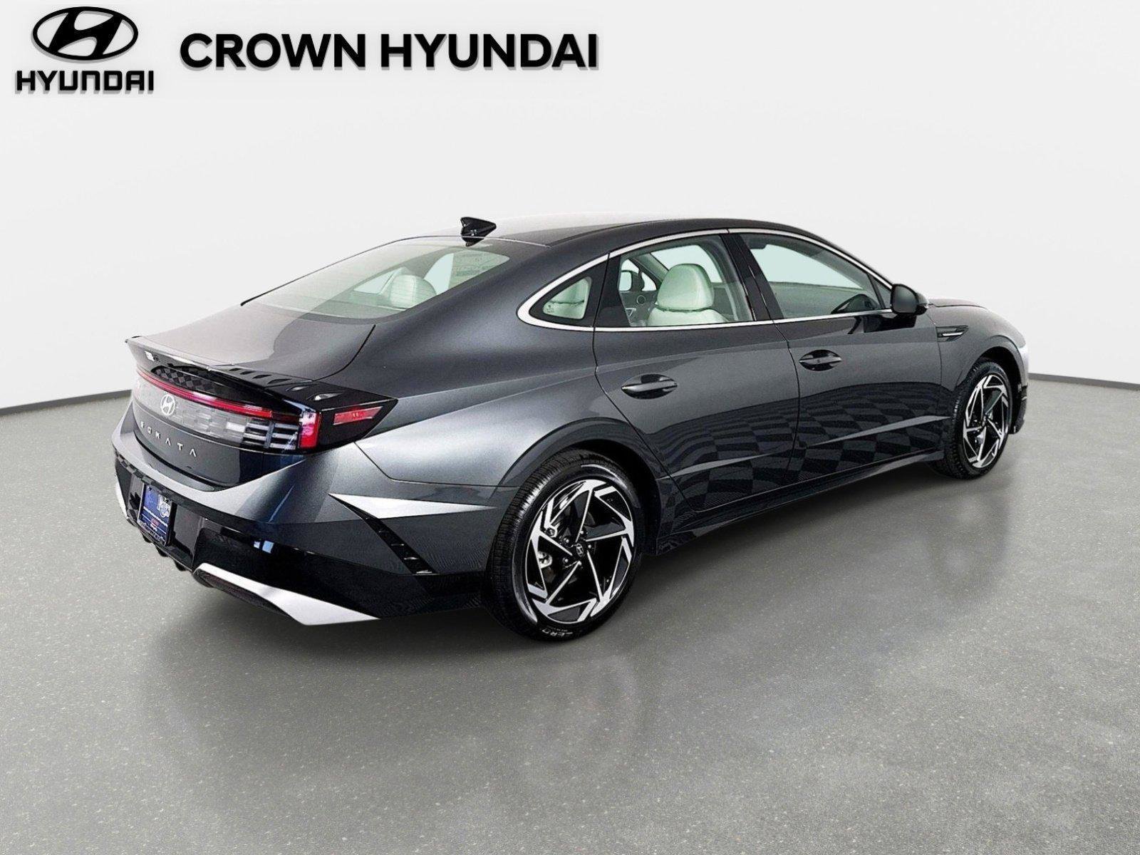 New 2026 Hyundai Sonata SEL FWD image 5