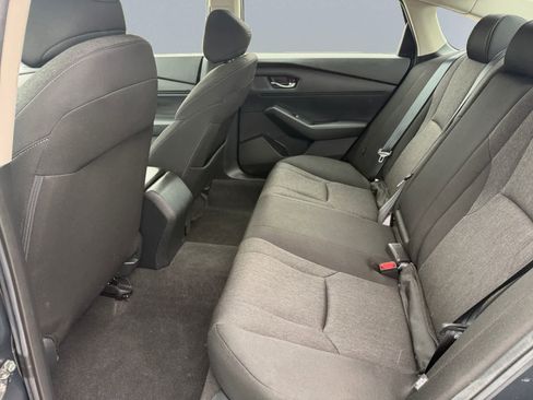 Used 2023 Honda Accord EX image 18