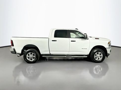 Used 2025 RAM 2500 Big Horn AWD/4WD image 8