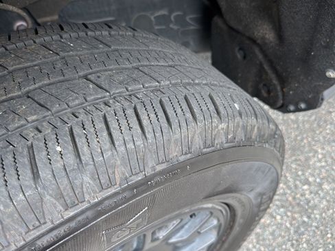 Used 2024 Toyota Tacoma SR5 image 33