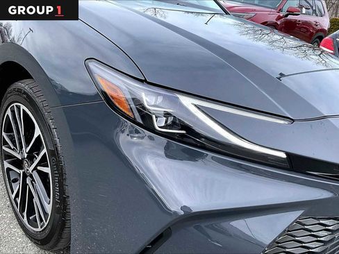 Used 2025 Toyota Camry XLE image 28