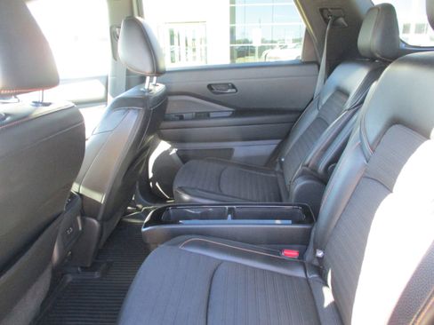 Used 2023 Nissan Pathfinder Rock Creek image 34