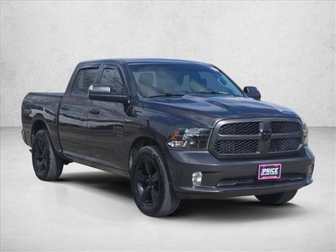 Used 2019 RAM 1500 Express w/ Express Value Package image 3