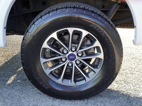 Used 2018 Ford F150 XLT w/ Equipment Group 302A Luxury AWD/4WD image 13