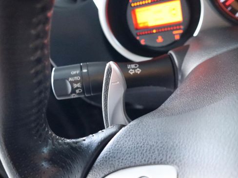 Used 2015 Nissan 370Z Coupe RWD image 21