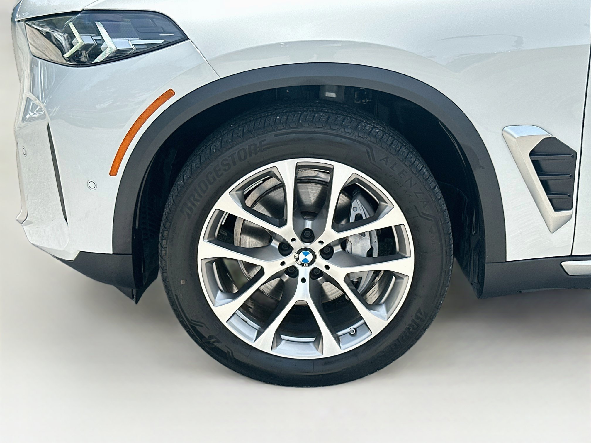 Certified 2024 BMW X5 sDrive40i RWD image 31
