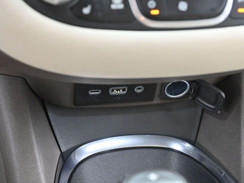 Used 2020 Chevrolet Malibu LT w/ Leather Package FWD image 24