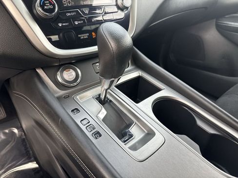 Used 2023 Nissan Murano S AWD/4WD image 19